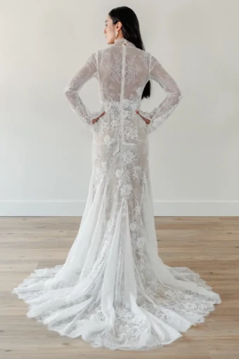 Locket by Watters Talia - DISCONTINUED 3/31/26 #5 Ivory/Nude thumbnail